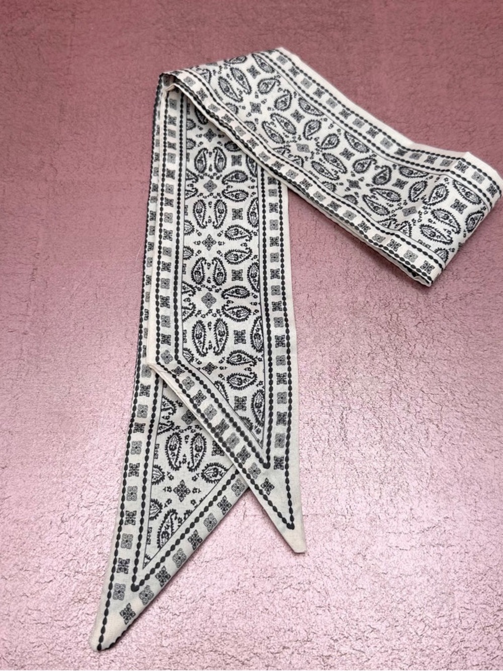 Bag Scarf - Black & White Paisely Pattern